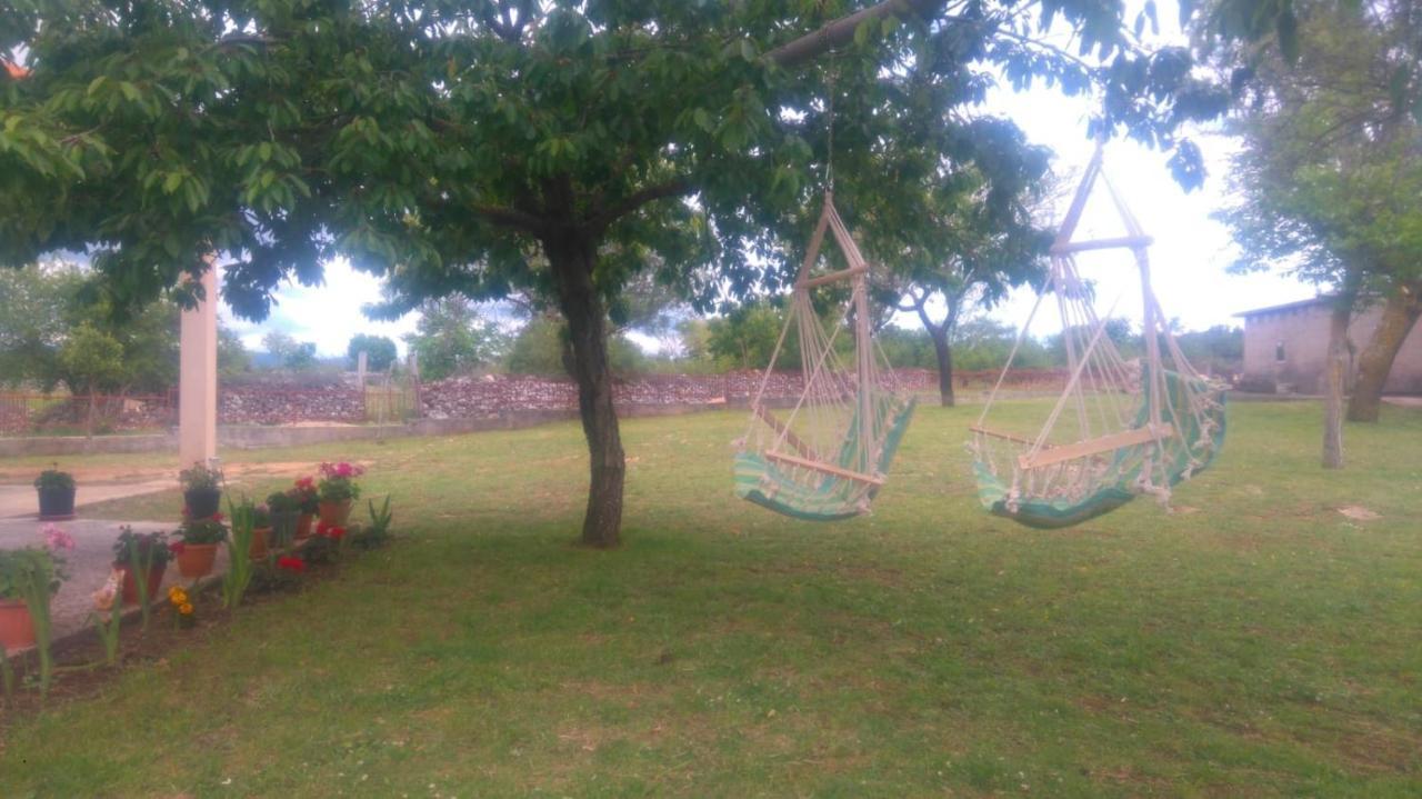 Holiday Home Anita Unesic Екстер'єр фото