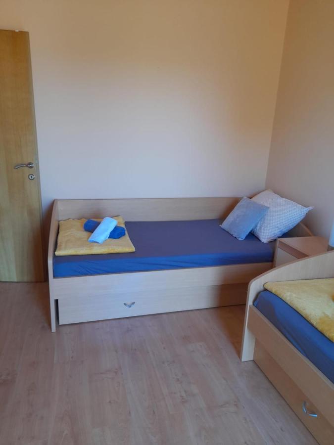 Holiday Home Anita Unesic Екстер'єр фото