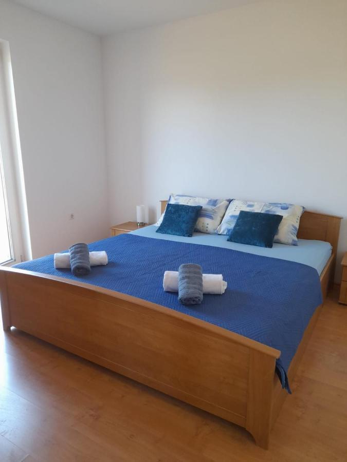 Holiday Home Anita Unesic Екстер'єр фото