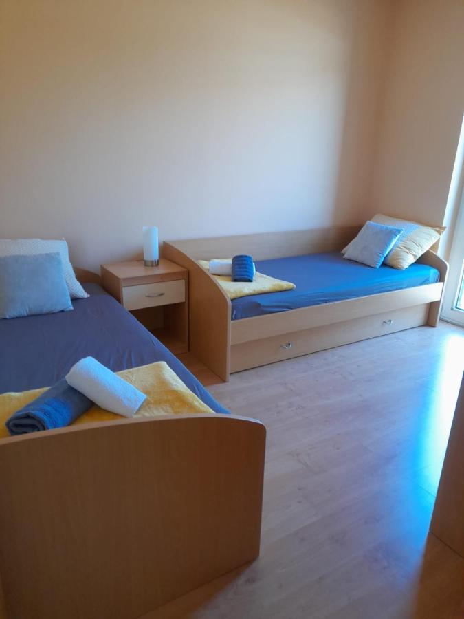 Holiday Home Anita Unesic Екстер'єр фото